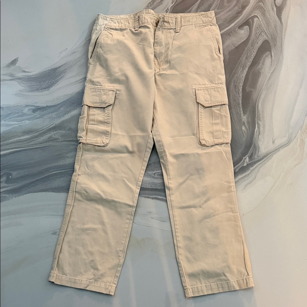 Old Navy Men's Cargo Pants in Beige
